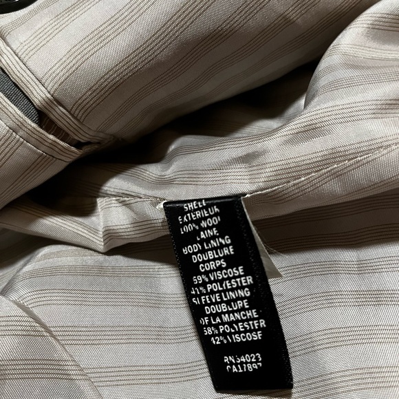 Banana Republic Monogram Double Breasted light Brown Sport Coat. Wool size 42S - Picture 4 of 4